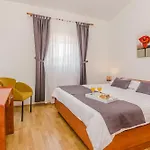 Tomeri Starigrad Paklenica