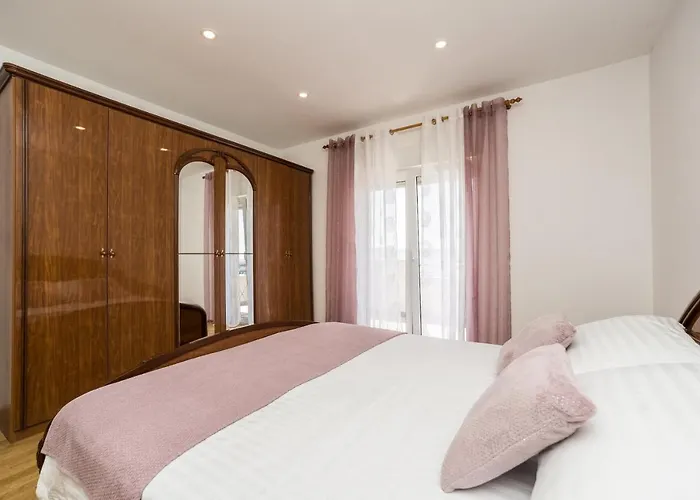 Tomeri * Starigrad Paklenica