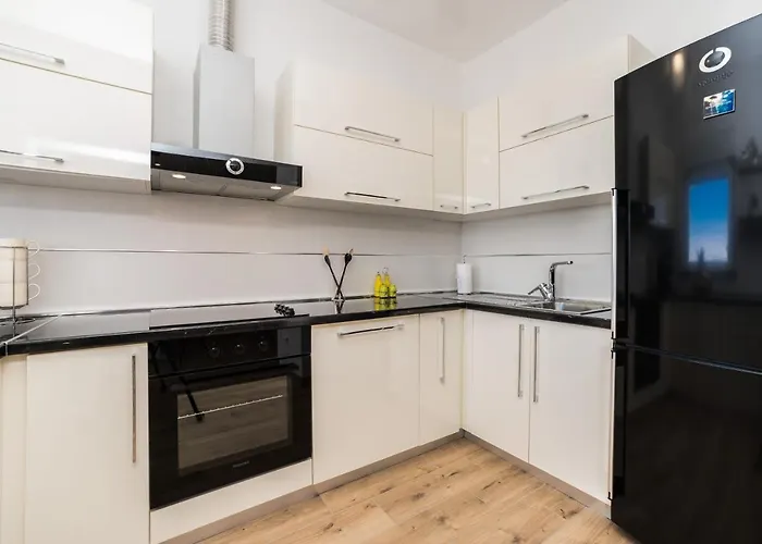 Tomeri Appartement *