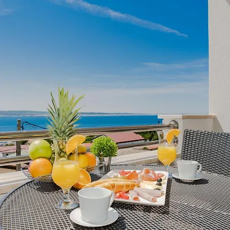 Apartment Tomeri *