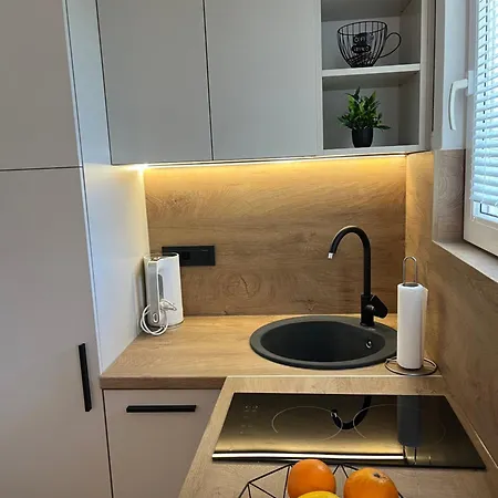 Tomeri Apartment