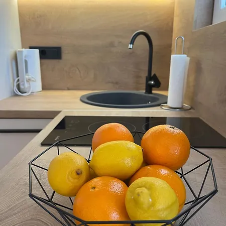 Tomeri Apartment *