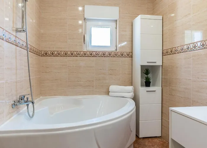 Διαμέρισμα Tomeri